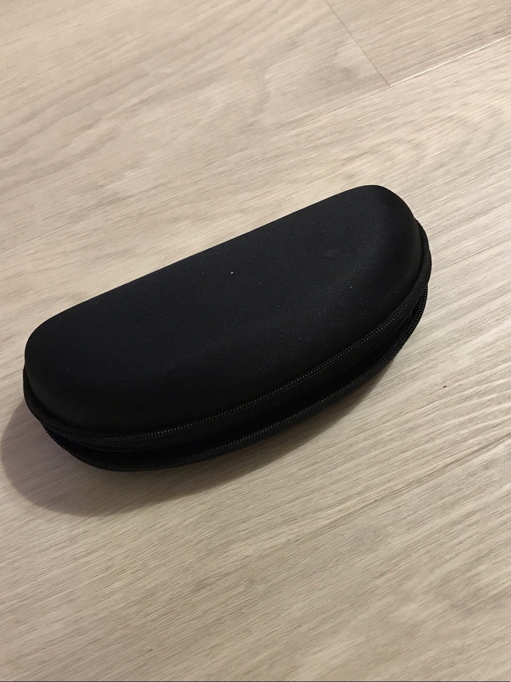 2 Black Zip Eyewear Case Duo - Picture 3 of 5